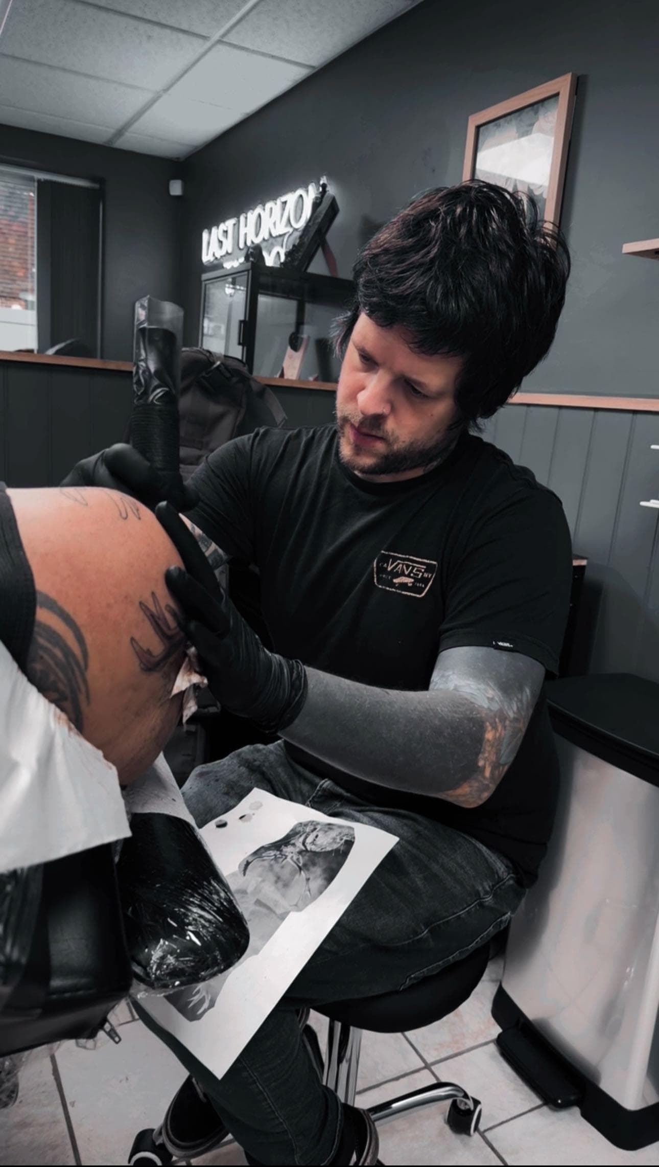 Elliot J Guy - Get Ink